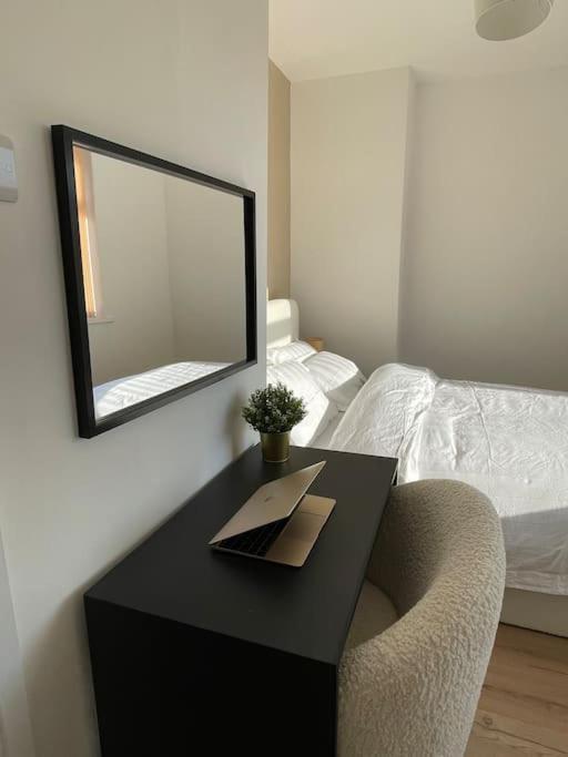Whole House Modern Two Bedroom In Newcastle - Free Parking Newcastle upon Tyne Exterior foto